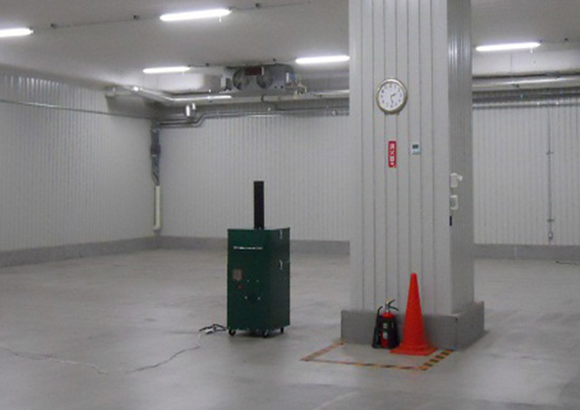 通関業者　倉庫